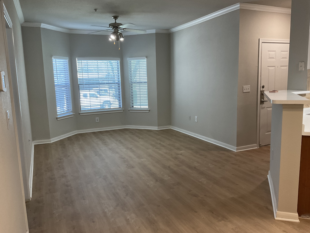 Mission Oaks Apartment Homes Image 12