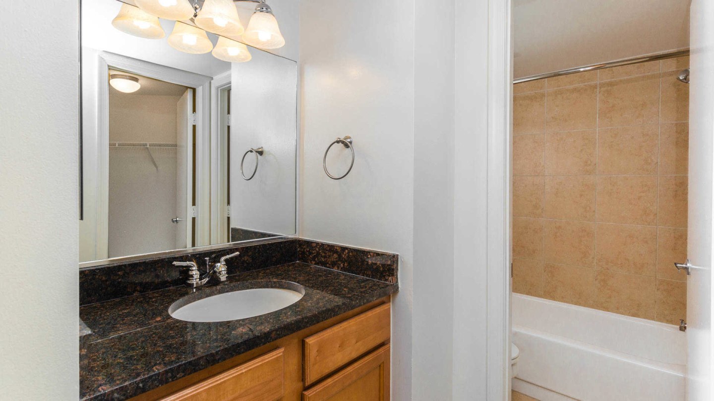 Edgemont at Bethesda Metro Image 9