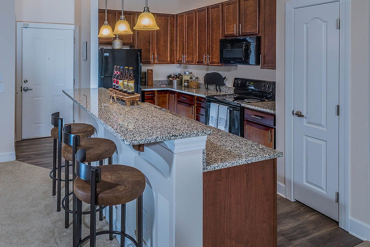 Abberly Waterstone Apartment Homes Image 5