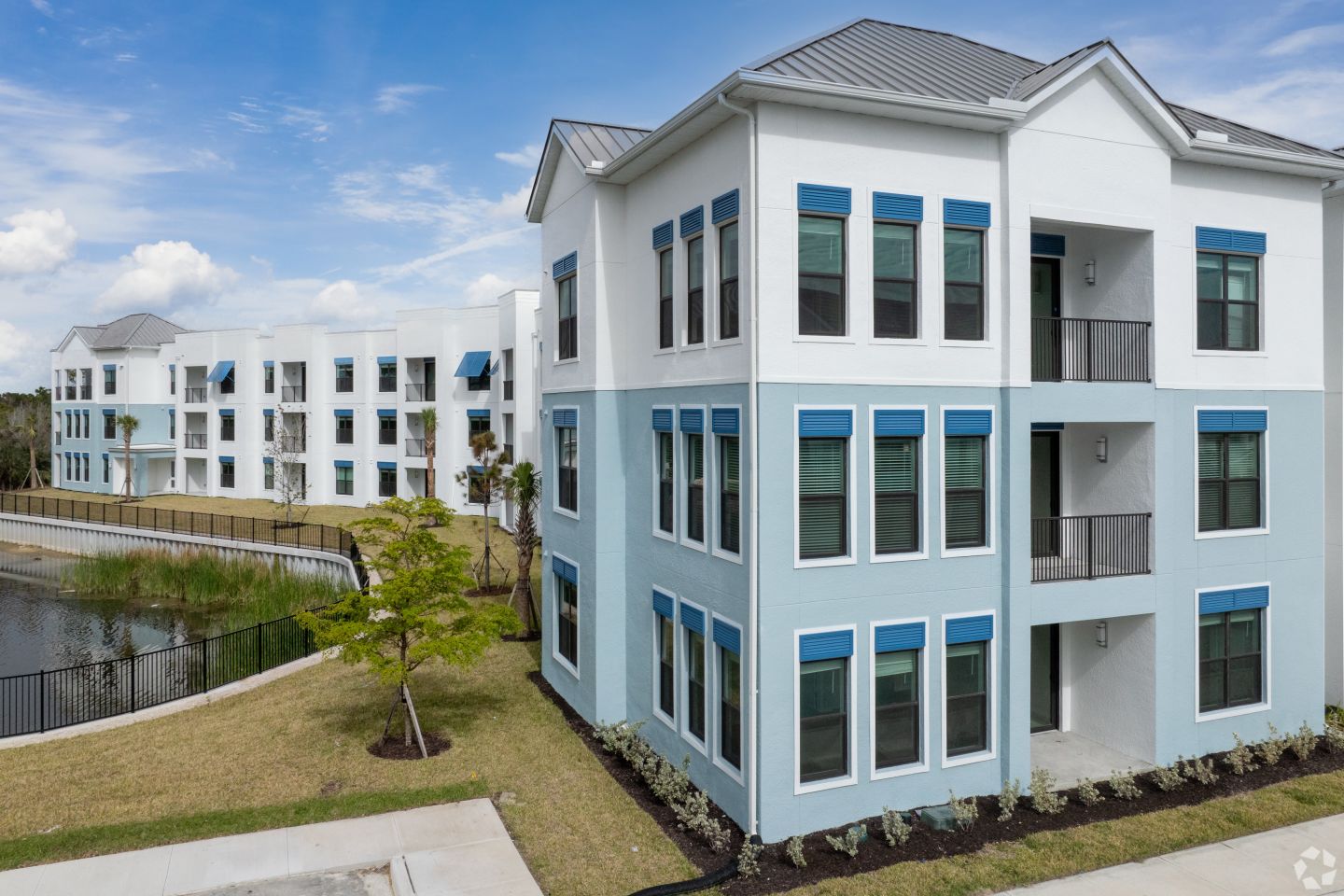 Imperial Crossing Luxury Apartment Homes Image 8