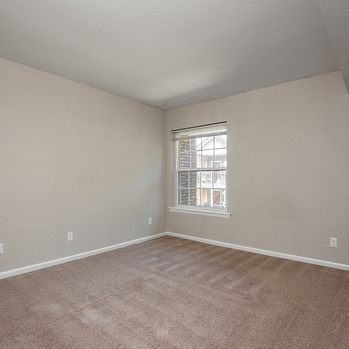 Central Pointe Apartment Homes Image 7