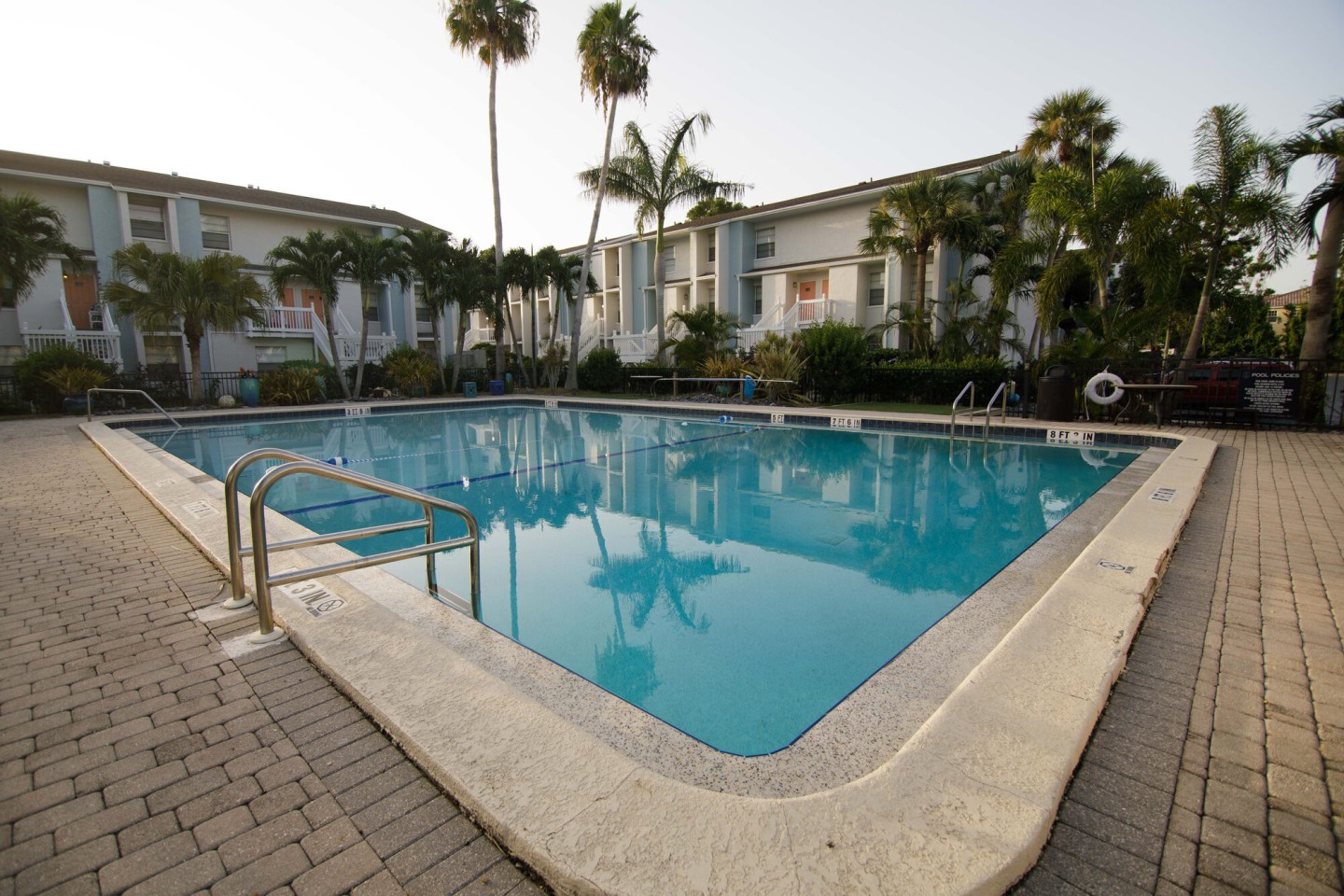 The Laurels Apartment Homes Image 21