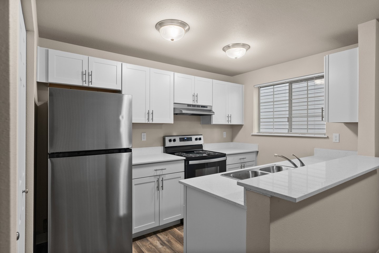 Crown Pointe Apartments Image 16
