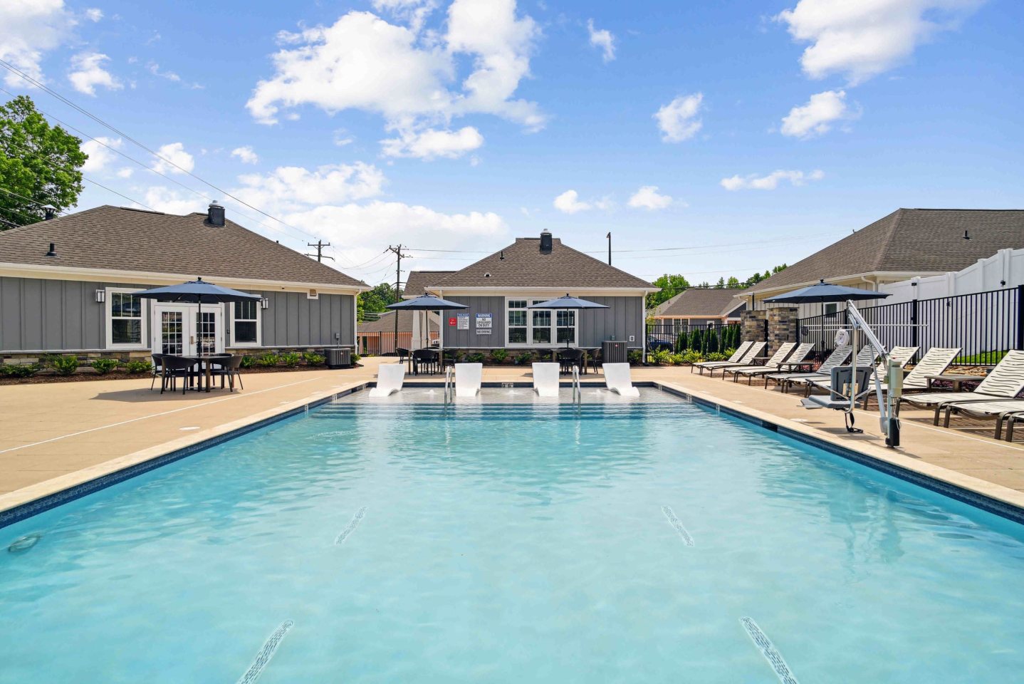 Zora University Townhomes Image 11