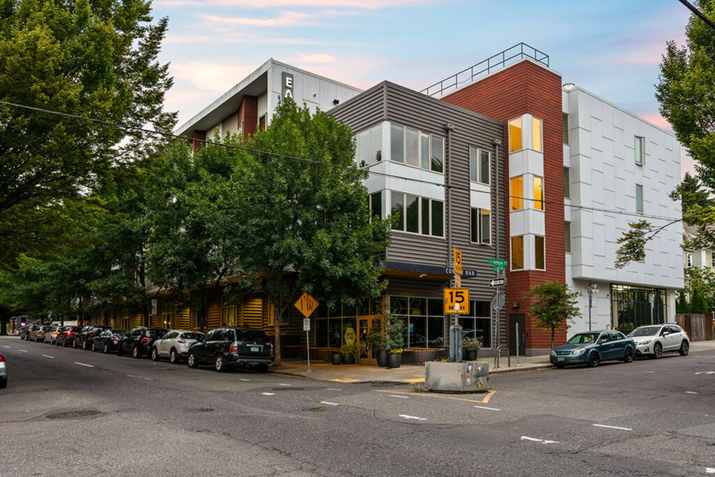 East 12 Lofts Image 30