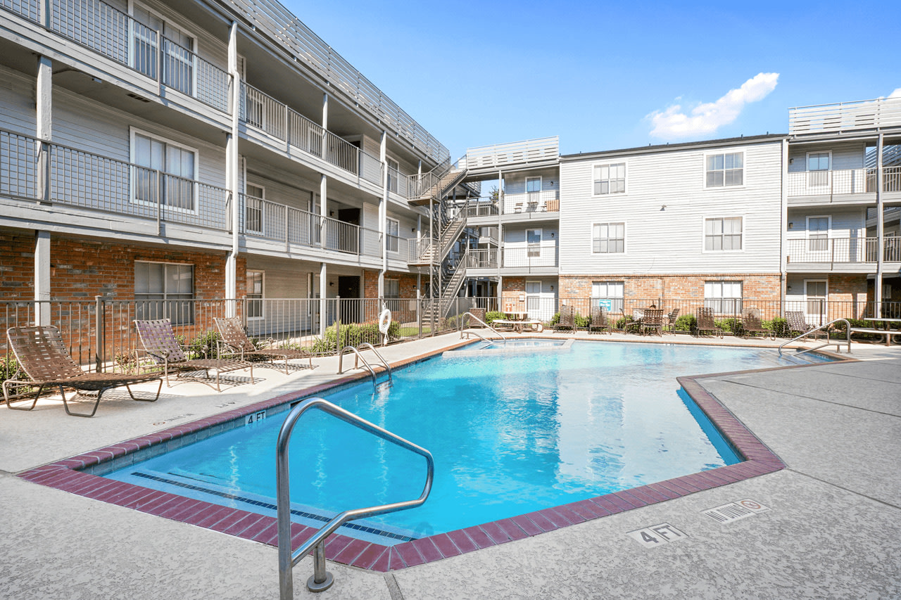 The Gardens Apartments Image 3