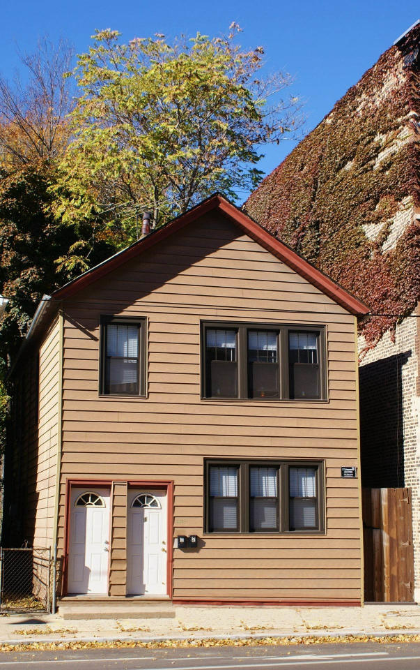2254 North Southport Ave. Apt. Image 1