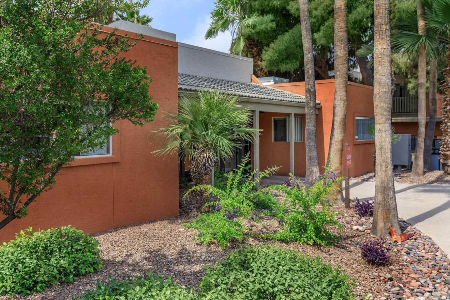Pantano Villas Image 1