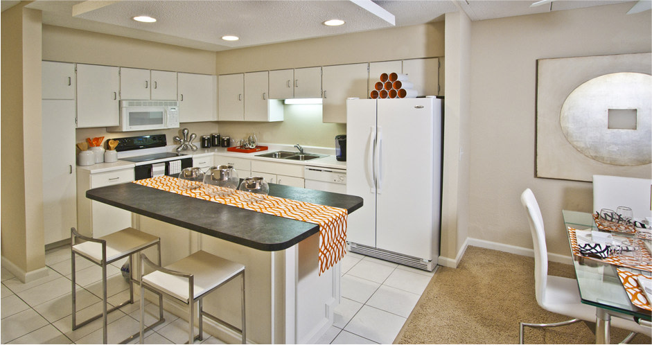 Embassy Park Apartments Image 20