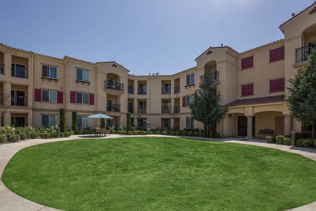 Senior Housing - Monaco Apartments Image 74