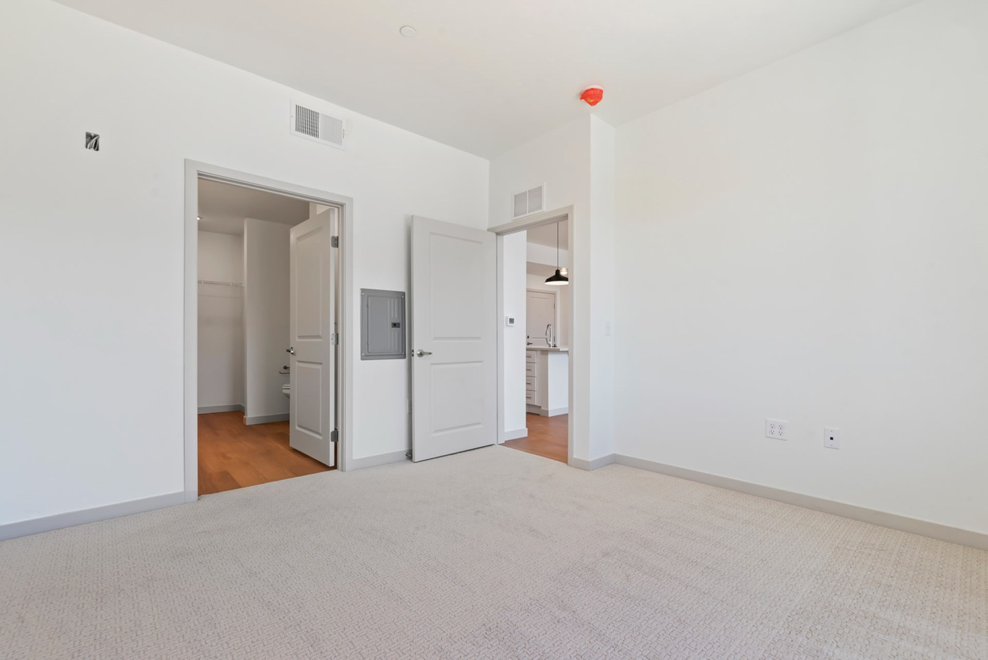 The Station Apartments at Gateway Image 10