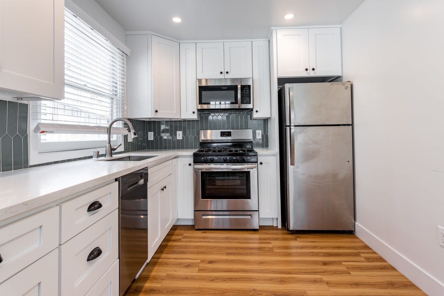 1325 W 24th Street - Co-Living Image 3
