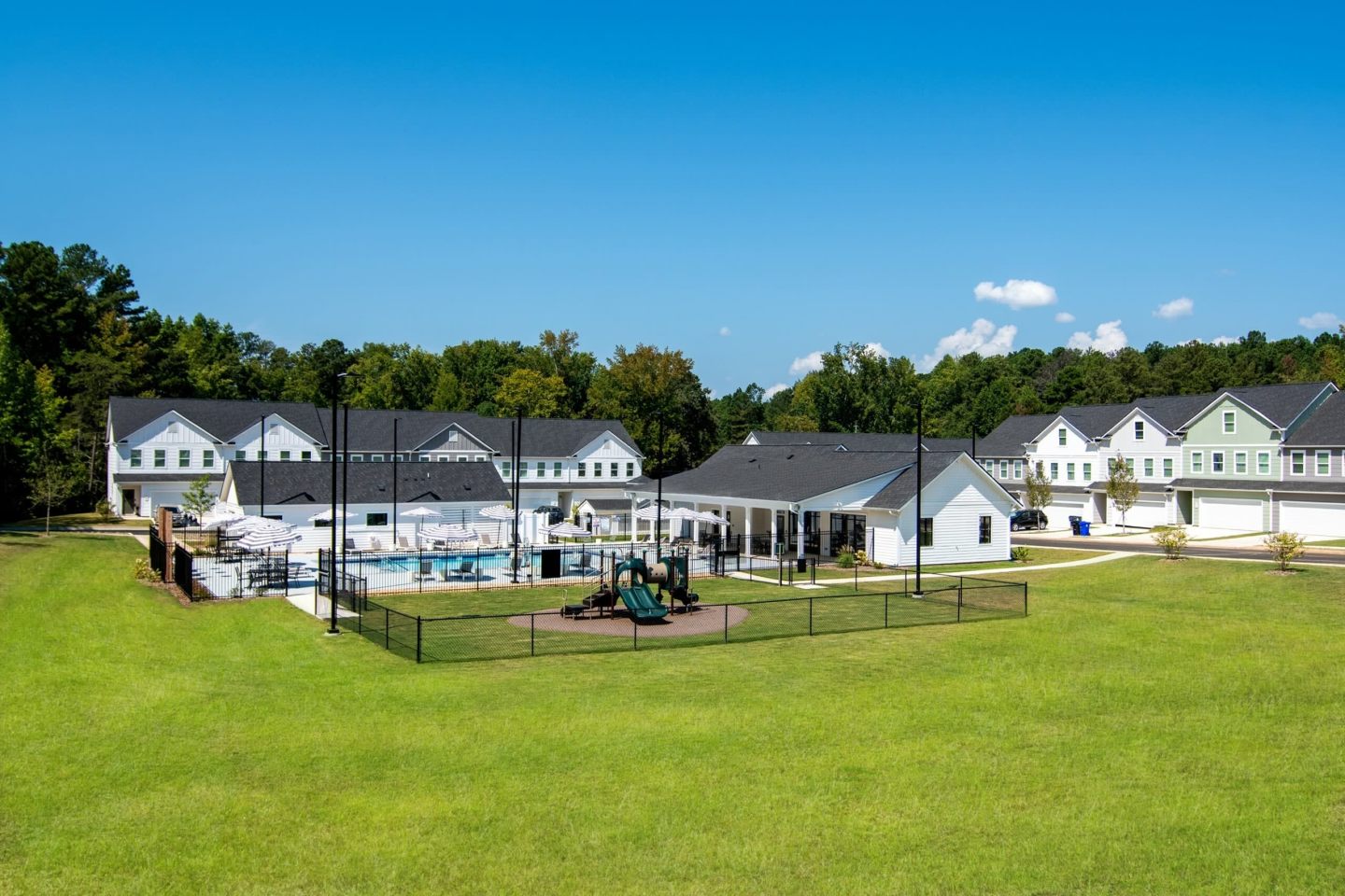 Summerwell Parkway Village Image 29