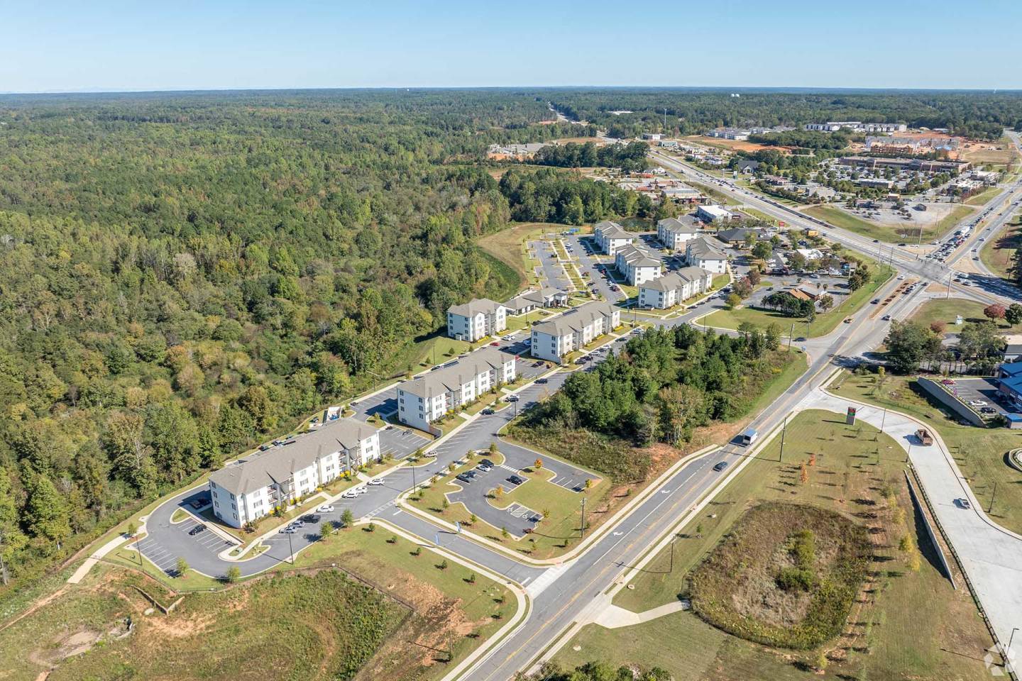 Paragon Luxury Apartments Image 33