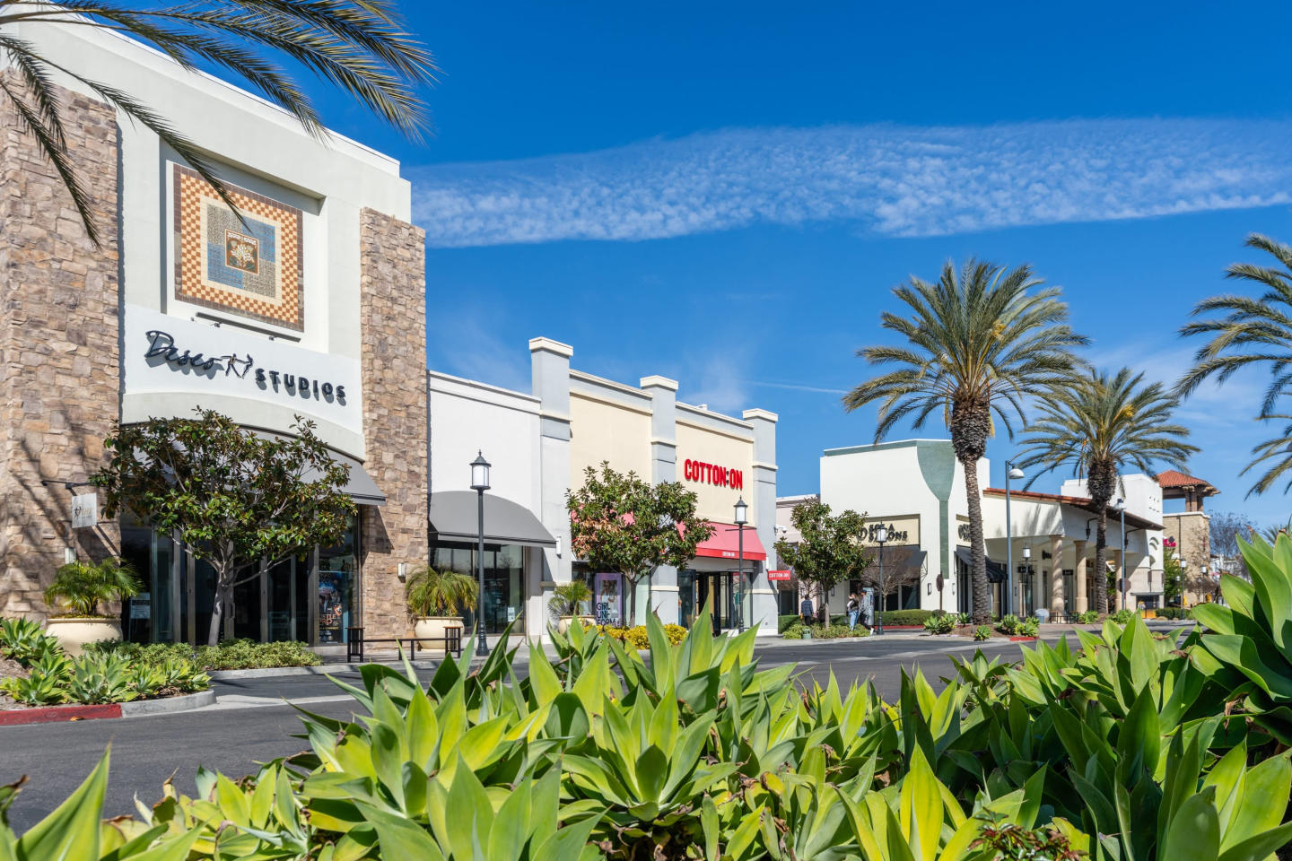 Axis at Millenia Image 13