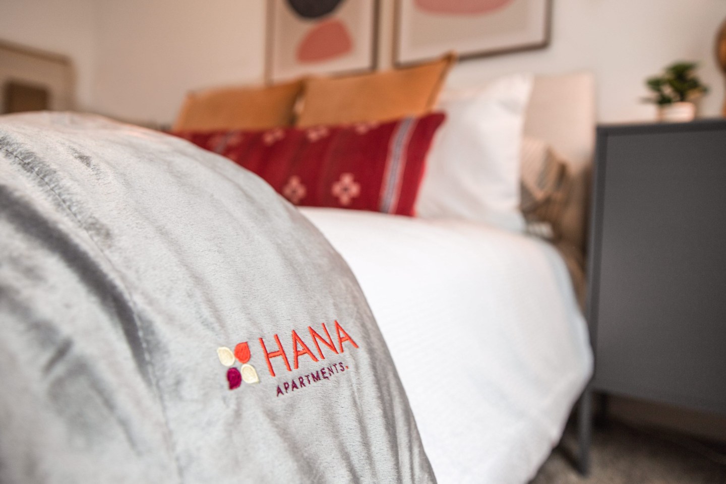 Hana Apartments Image 12
