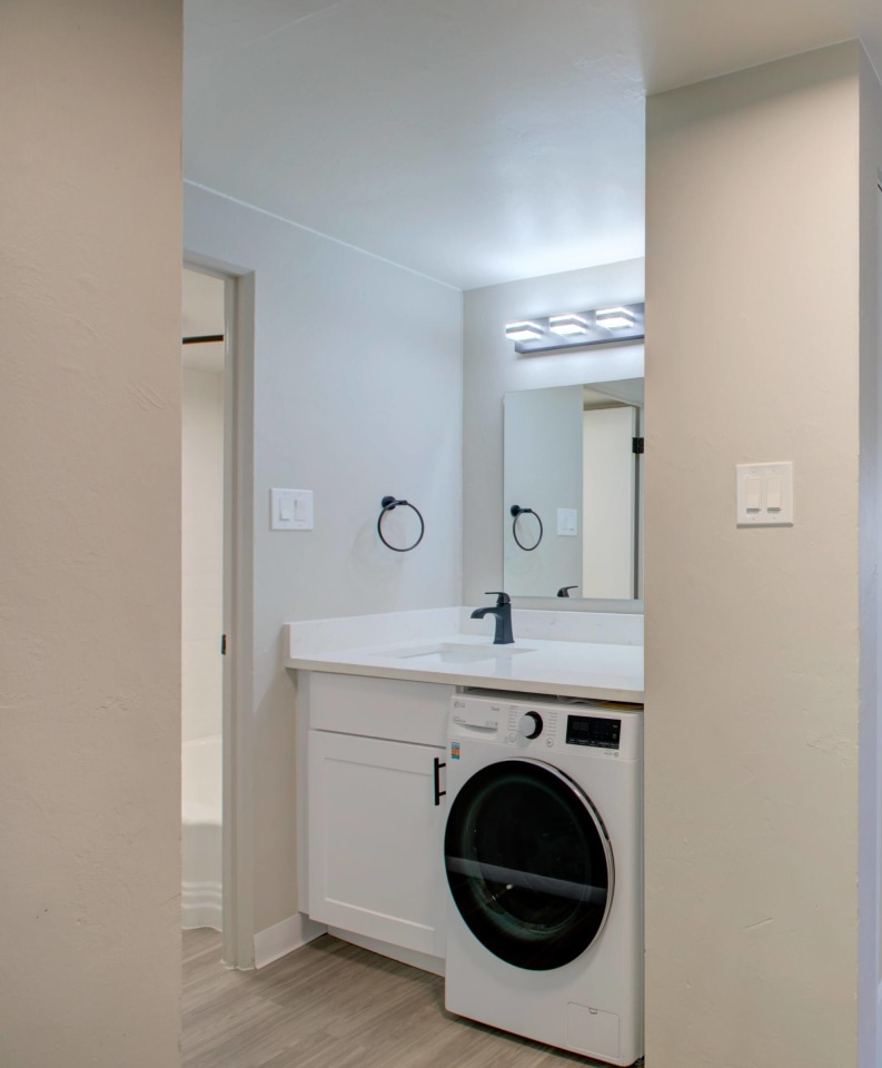 Pearl Street Flats Image 9