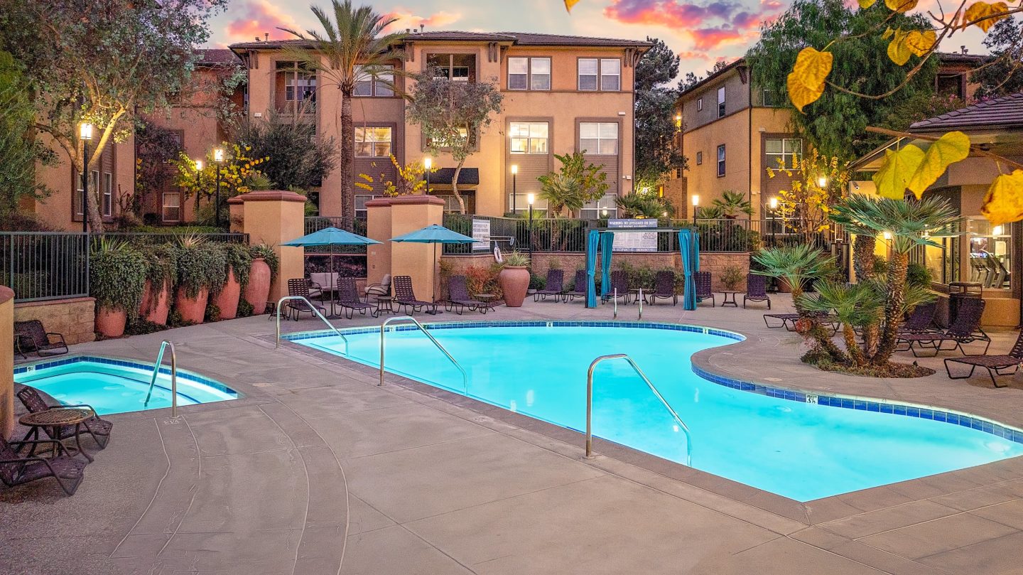 La Verne Village Luxury Apartment Homes Image 49