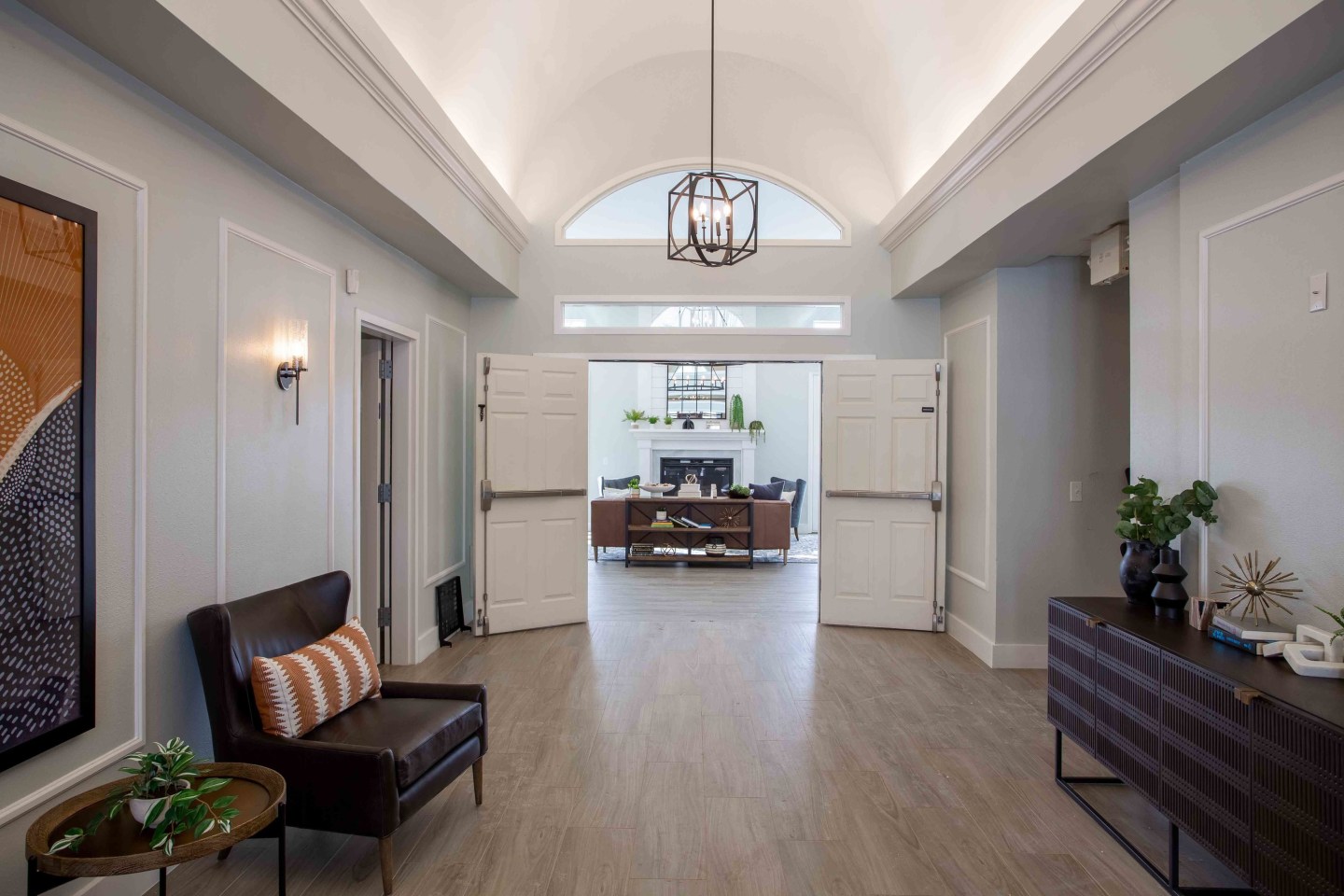 Avana Addison Image 11