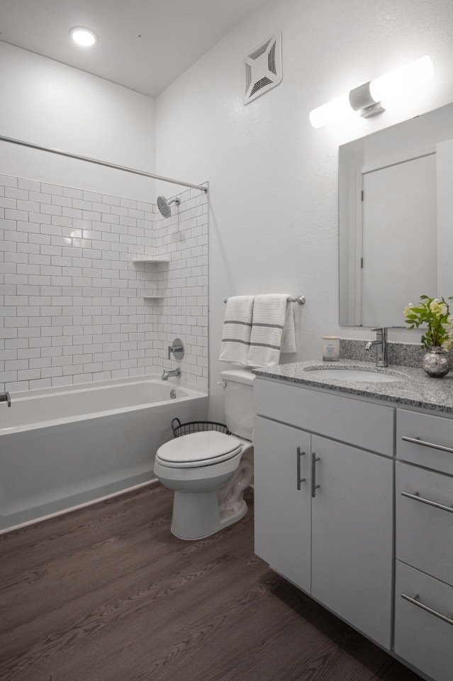 20 Midtown Image 38