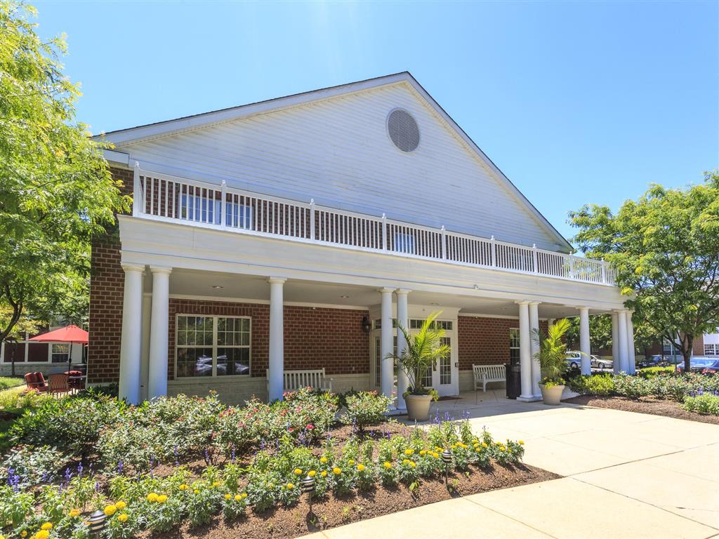 Arbor Crest Senior Apartments Image 4