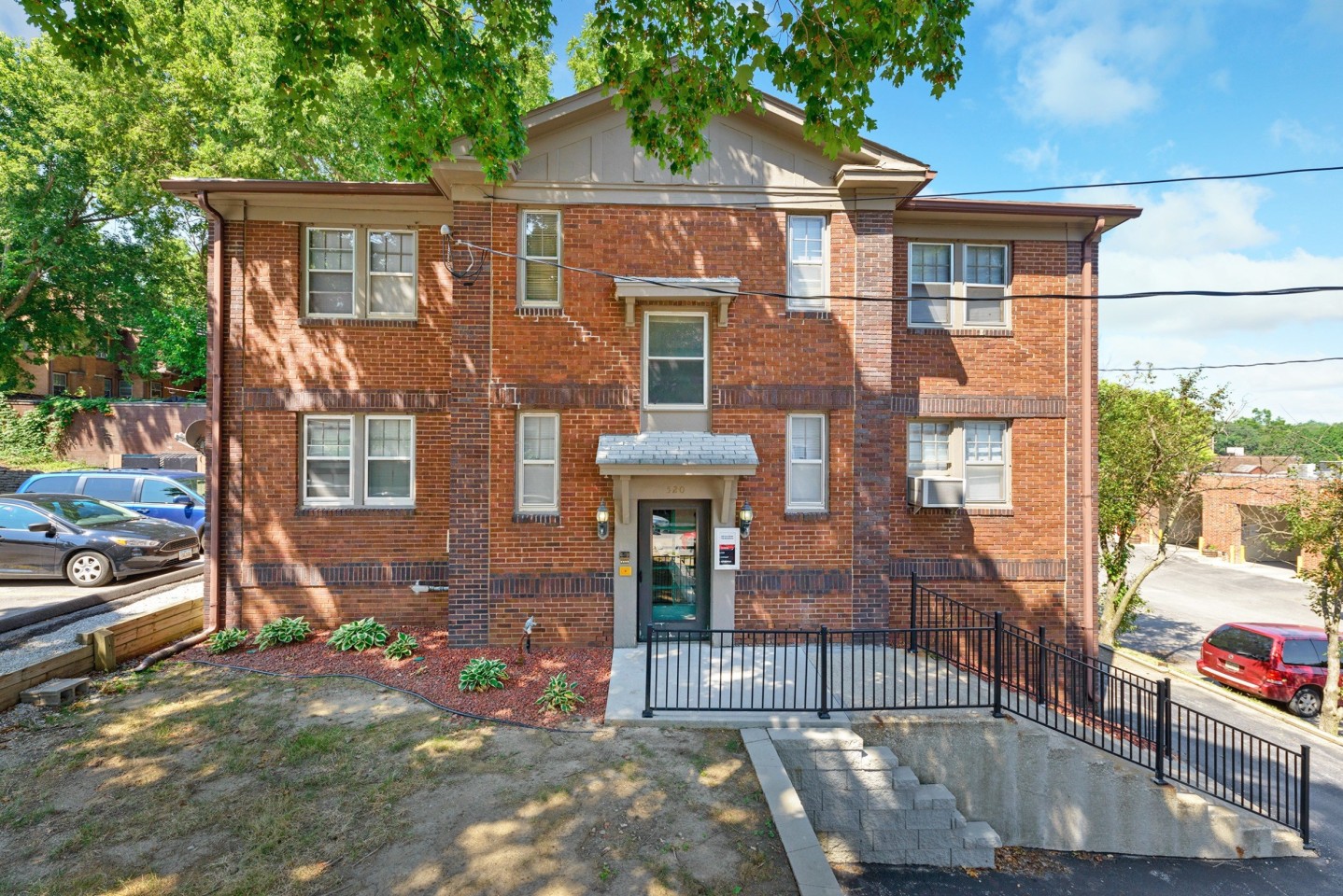 31st Street Apartments Image 7