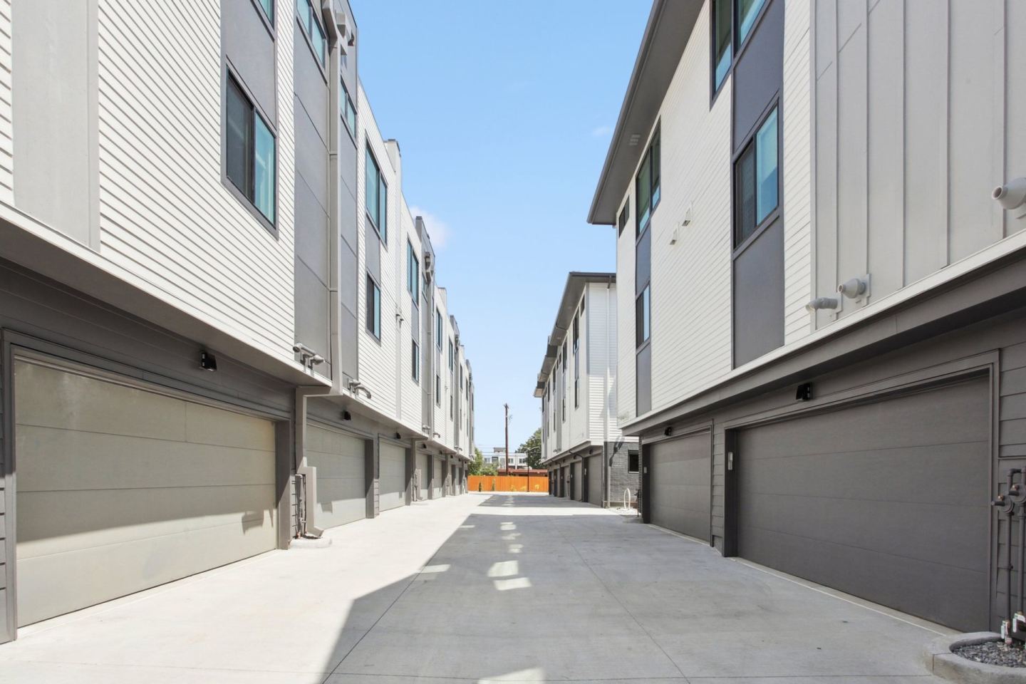 Central Park Townhomes Image 11