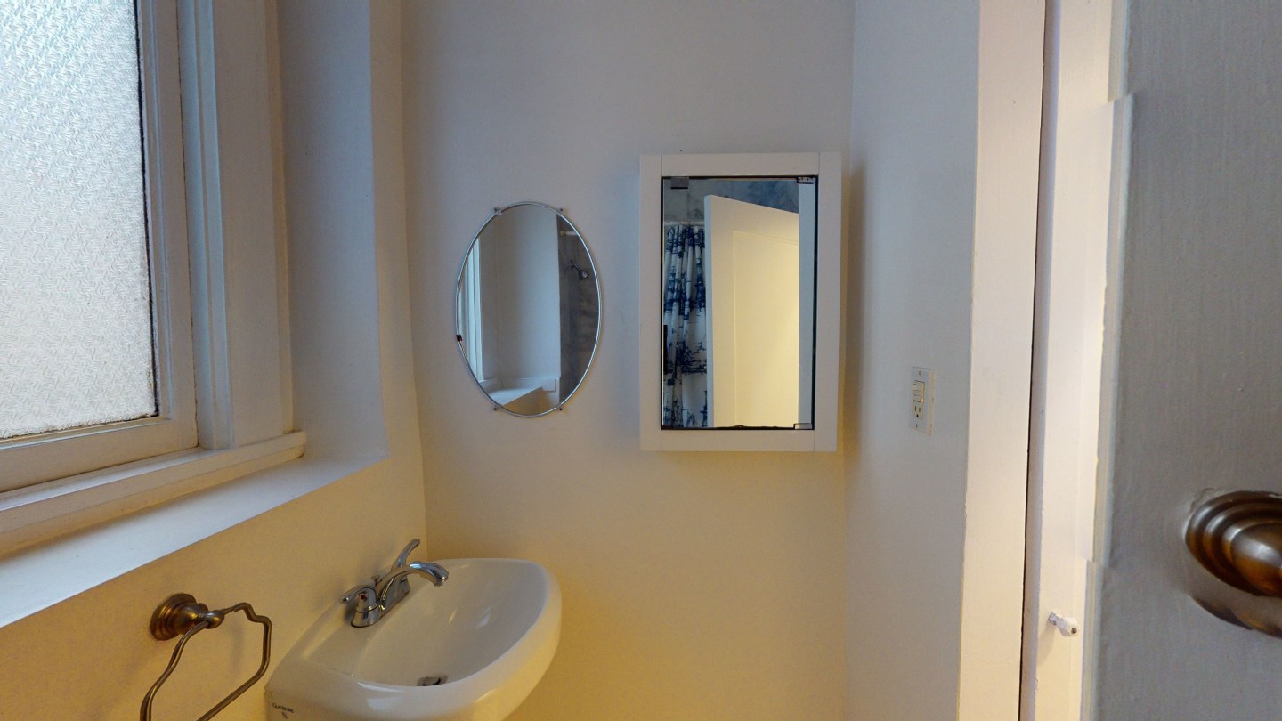 626 Powell St. Image 4
