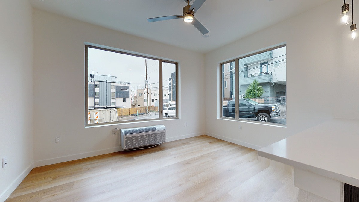 Proto Apartments Image 13