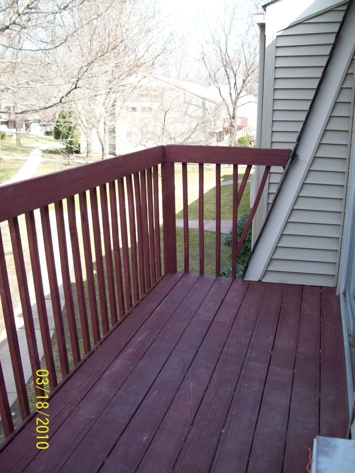 Wood Gate Image 11