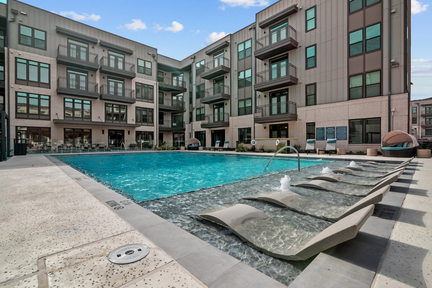 Lenox Katy Crossing Image 8