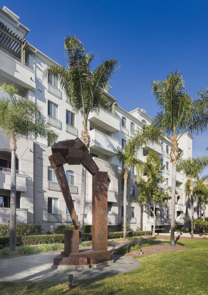 La Jolla Crossroads Image 77