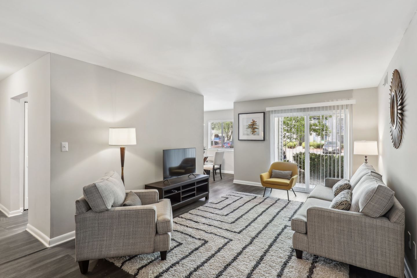 Woodshire Apartments Image 8