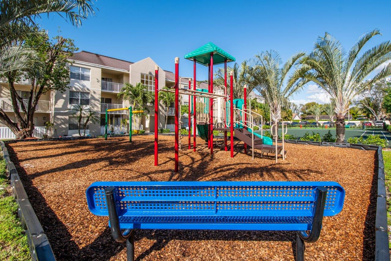 Legacy Palm Gardens Image 13