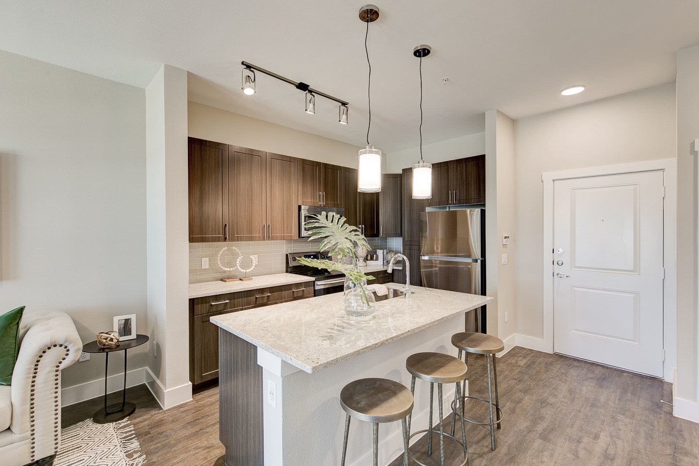 35 West at Champions Circle Apartments Image 3