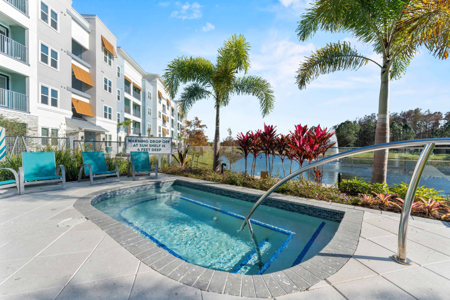 Mallory Square Apartments Image 45
