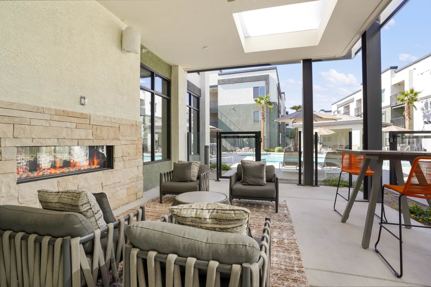 Nacona Apartments Image 1