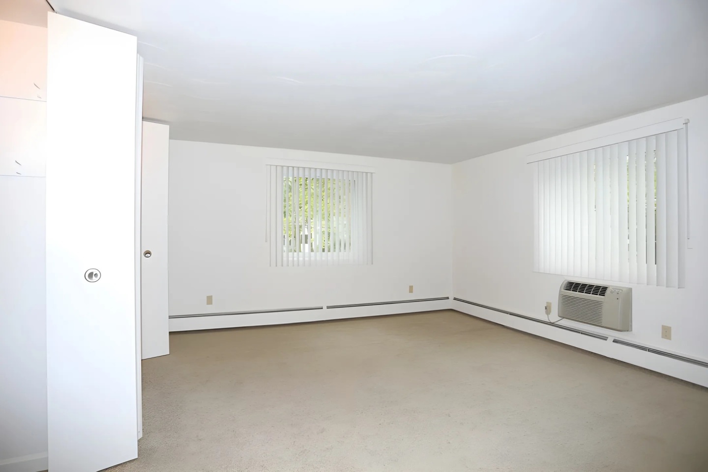 Clover Park Apartments Image 14