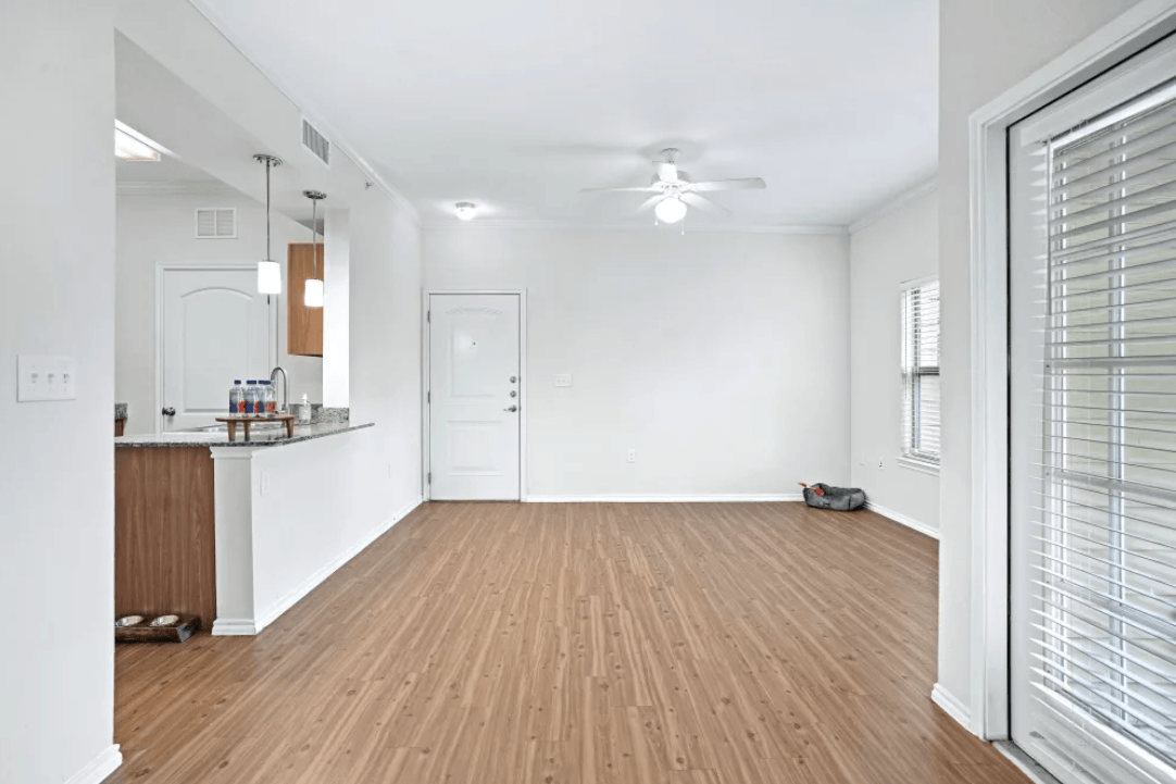 Ten 06 at Joshua Station - Affordable Housing Image 21