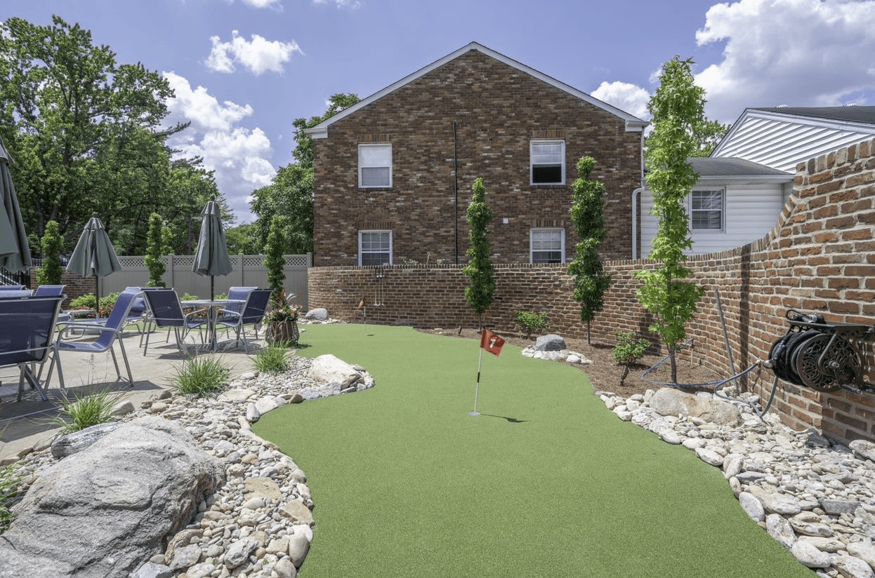 Olde Towne In Kenwood Image 18