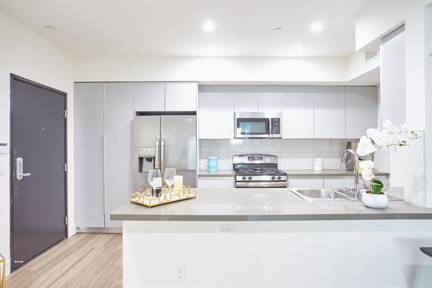1515 Colby Ave - Co-Living Image 7