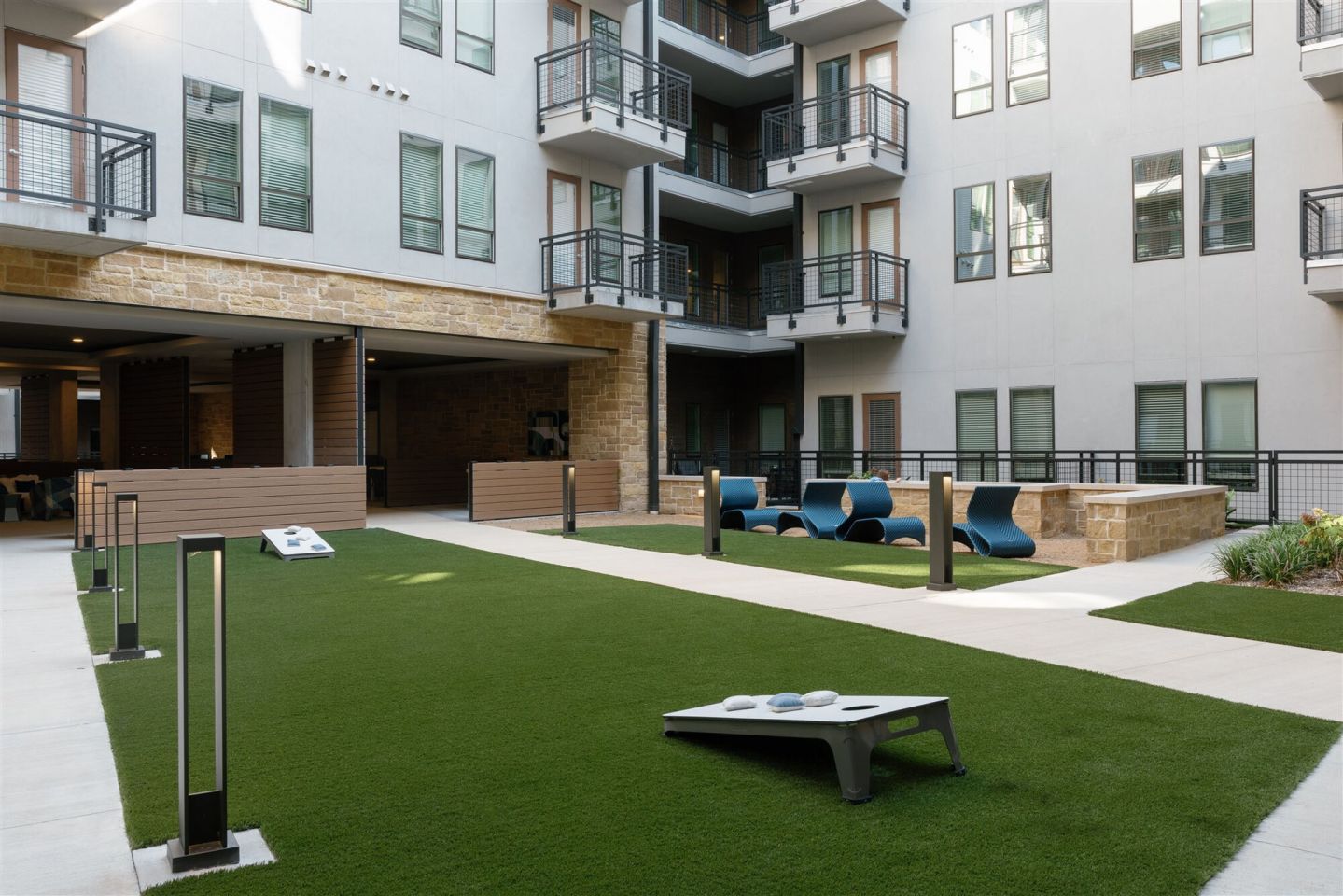 Surfside at Sapphire Bay Image 9