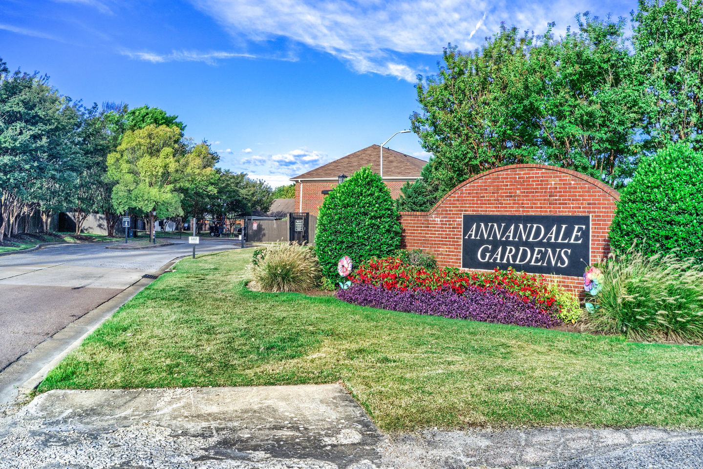 Annandale Gardens Image 25