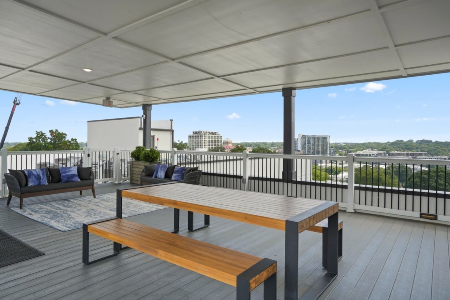555 Boulevard Image 69