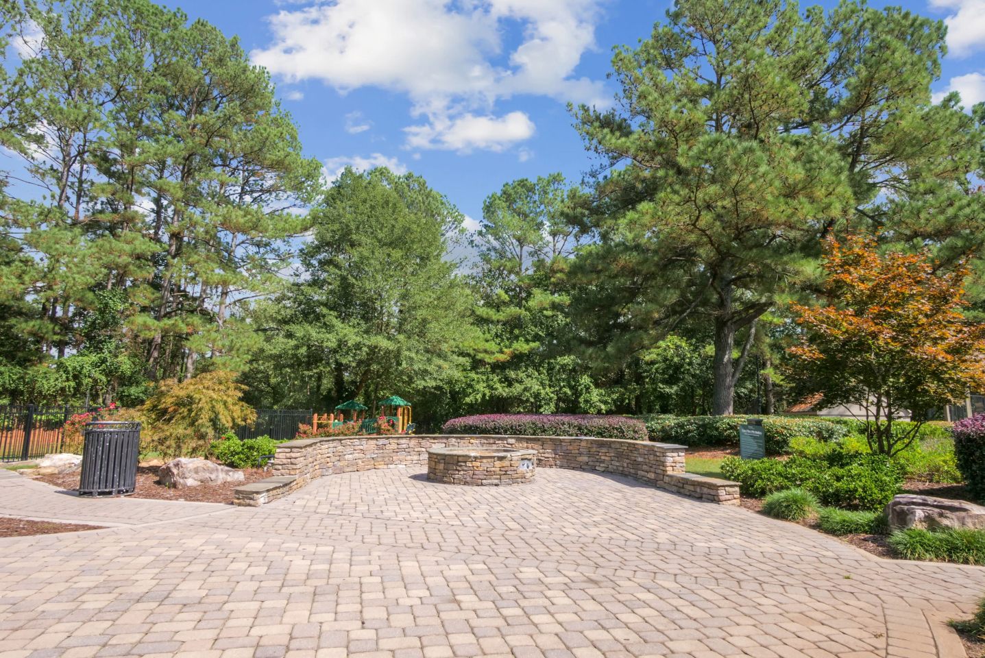 Elme Sandy Springs Image 26