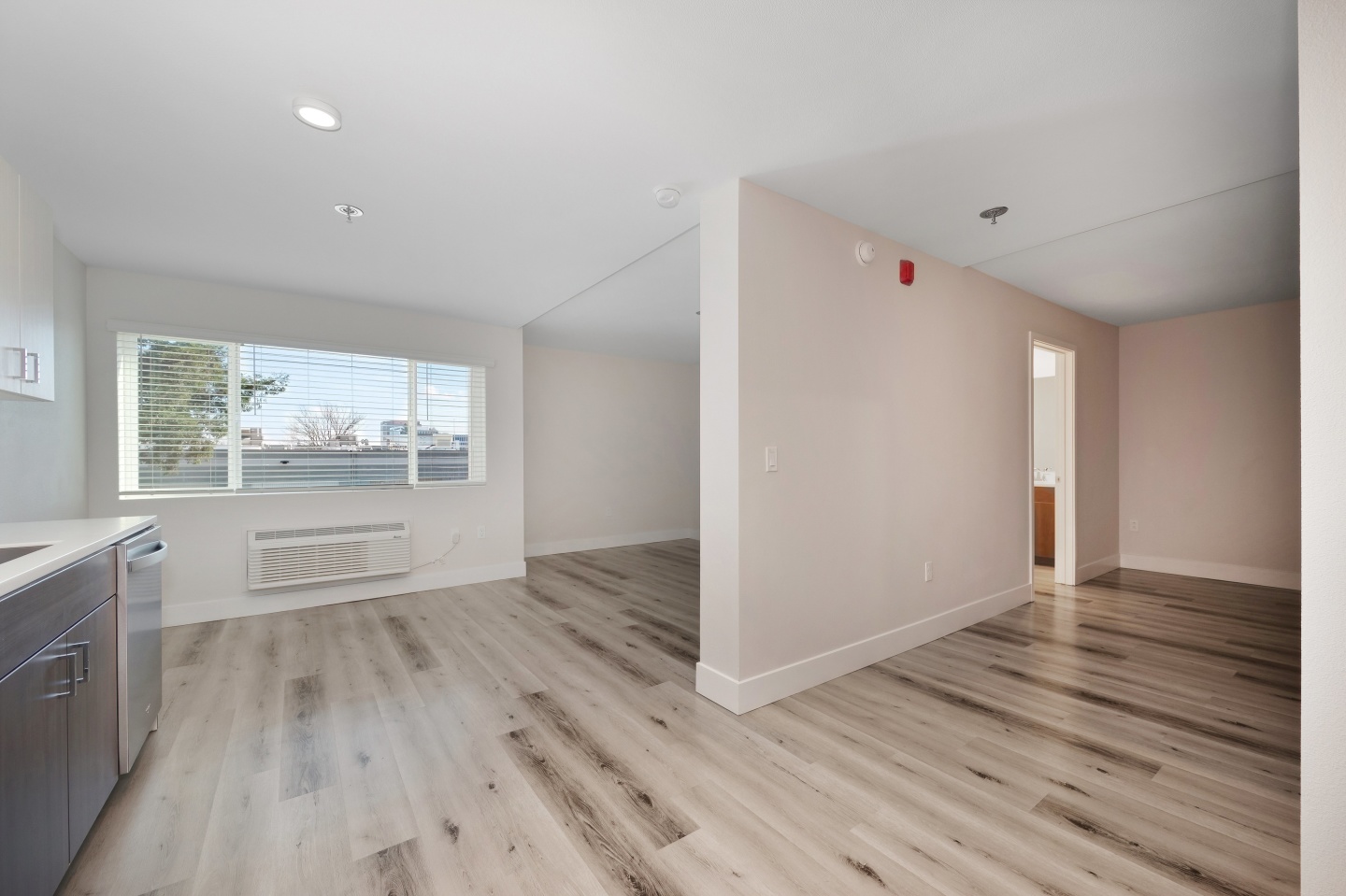 Track 281 Image 66