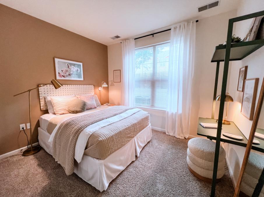 TGM Creekside Village Image 12