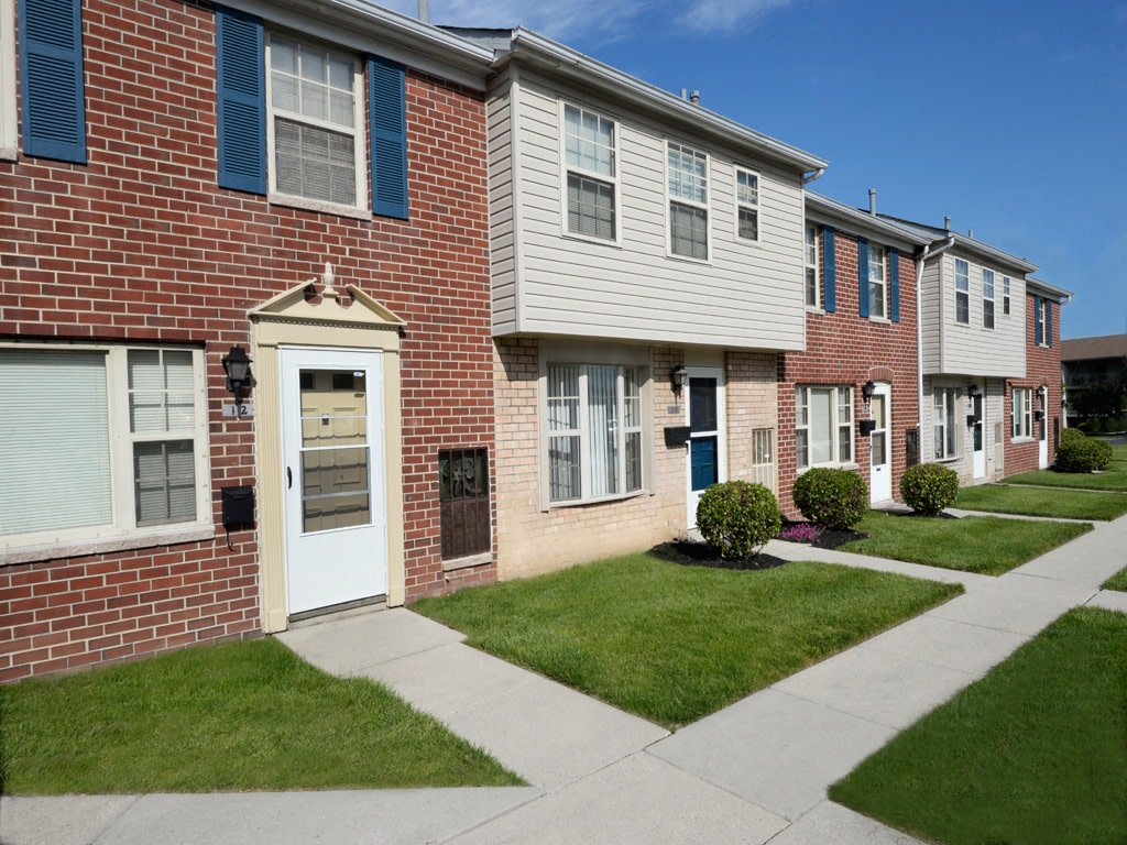 Yorktowne Townhomes Image 12