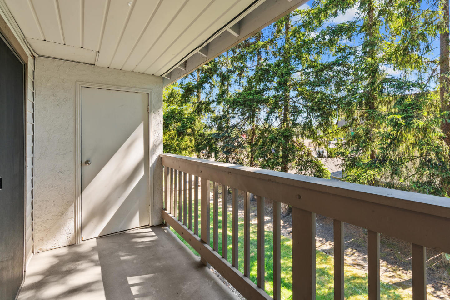 Cedardale Apartment Homes Image 11