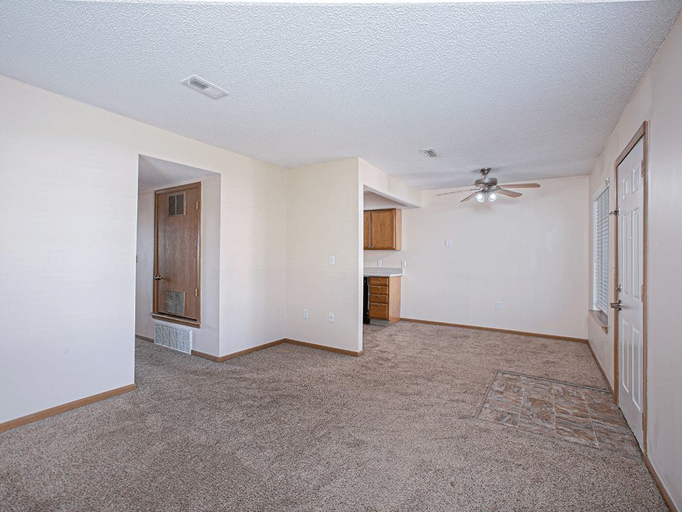 Ridgeport Apartments and Townhomes Image 4